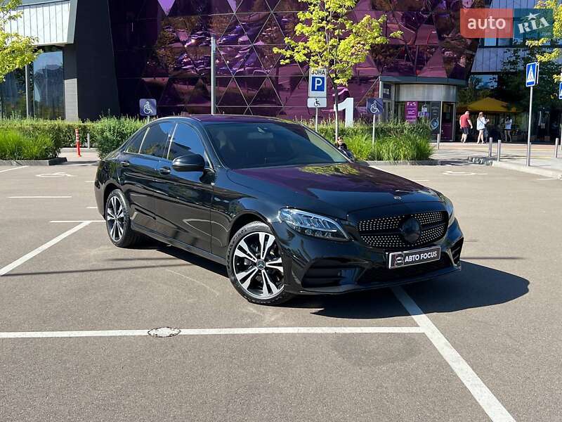Mercedes-Benz C-Class 2016