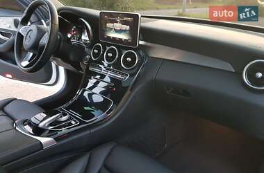 Седан Mercedes-Benz C-Class 2017 в 