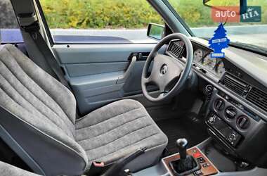 Седан Mercedes-Benz C-Class 1992 в 