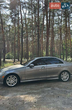 Седан Mercedes-Benz C-Class 2011 в 