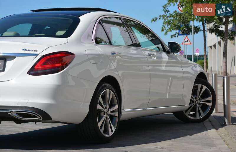 Седан Mercedes-Benz C-Class 2019 в Киеве