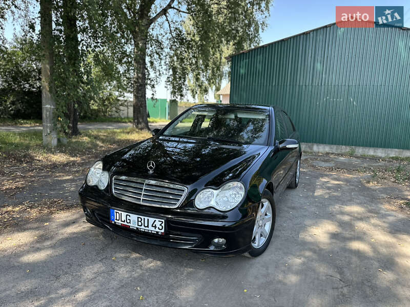 Седан Mercedes-Benz C-Class 2007 в Дубно