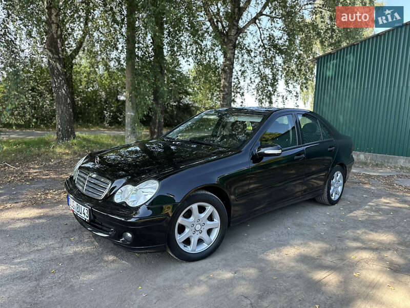 Седан Mercedes-Benz C-Class 2007 в Дубно