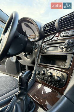 Универсал Mercedes-Benz C-Class 2003 в 