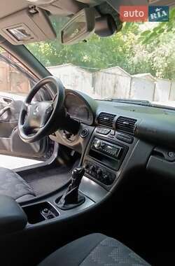 Универсал Mercedes-Benz C-Class 2004 в 