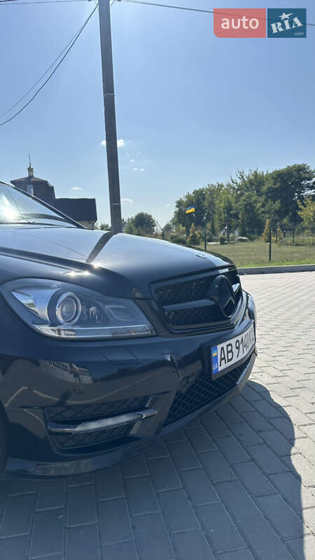 Універсал Mercedes-Benz C-Class 2011 в Бершаді