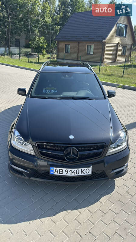 Універсал Mercedes-Benz C-Class 2011 в Бершаді
