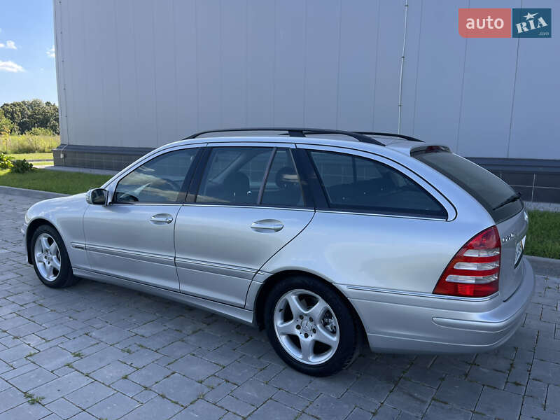 Универсал Mercedes-Benz C-Class 2005 в Ровно