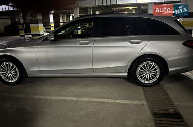 Универсал Mercedes-Benz C-Class 2015 в 