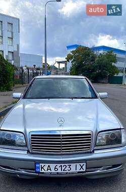 Седан Mercedes-Benz C-Class 2000 в Вознесенську