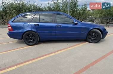 Универсал Mercedes-Benz C-Class 2002 в 