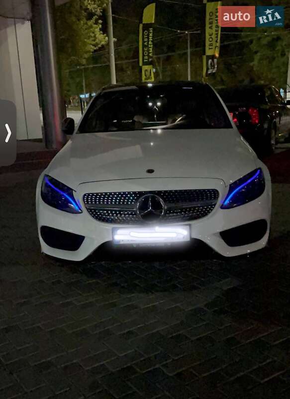 Седан Mercedes-Benz C-Class 2015 в Киеве