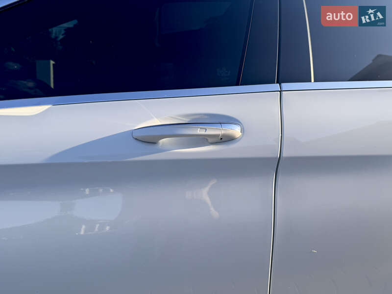 Седан Mercedes-Benz C-Class 2018 в Кропивницькому