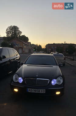 Седан Mercedes-Benz C-Class 2003 в Жмеринці