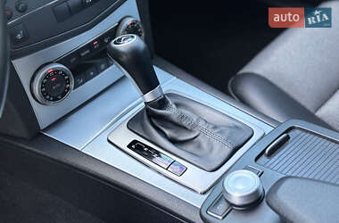 Универсал Mercedes-Benz C-Class 2009 в 