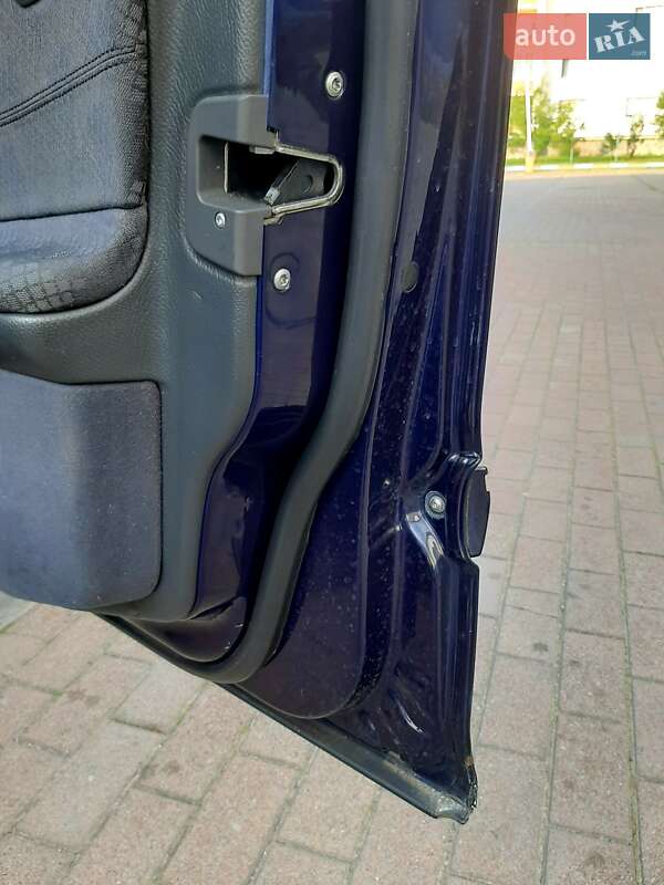Универсал Mercedes-Benz C-Class 2003 в Стрые фото 24 Универсал Mercedes-Benz C-Class 2003 в Стрые