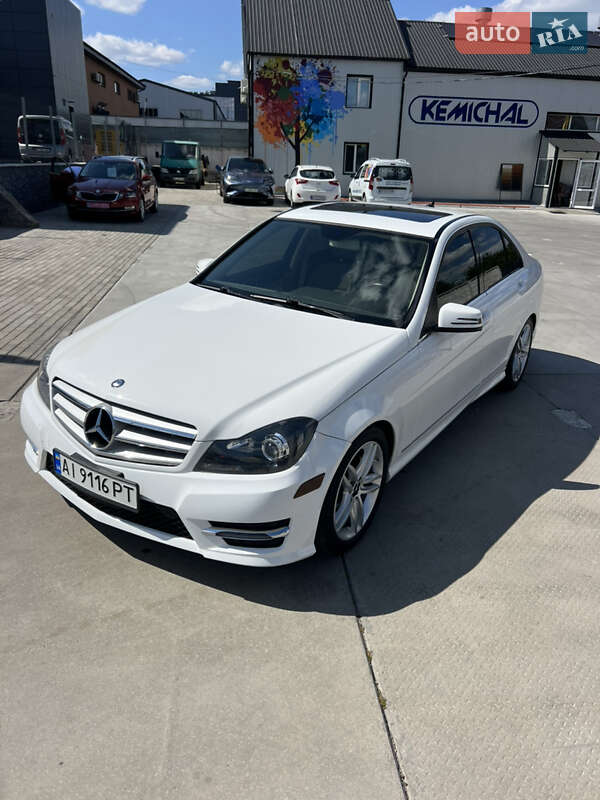 Седан Mercedes-Benz C-Class 2013 в 