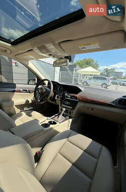 Седан Mercedes-Benz C-Class 2013 в 