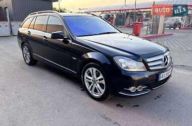 Универсал Mercedes-Benz C-Class 2011 в 