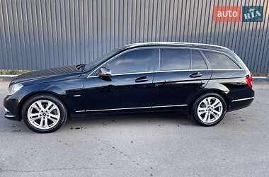 Универсал Mercedes-Benz C-Class 2011 в 