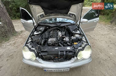 Универсал Mercedes-Benz C-Class 2003 в 