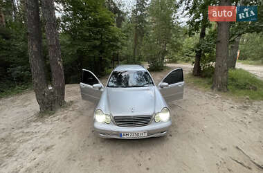 Универсал Mercedes-Benz C-Class 2003 в 