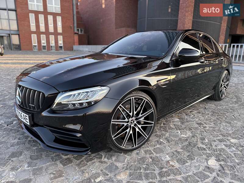 Mercedes-Benz C-Class 2019