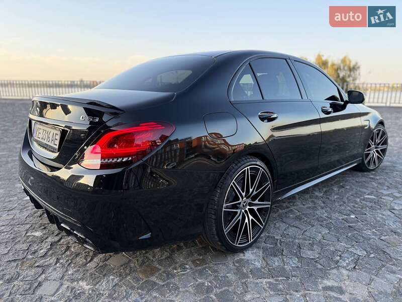 Седан Mercedes-Benz C-Class 2019 в Днепре