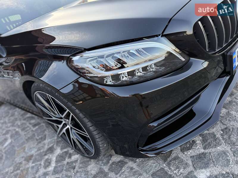 Седан Mercedes-Benz C-Class 2019 в Днепре