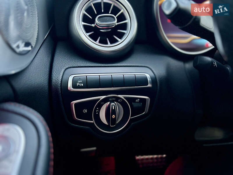 Седан Mercedes-Benz C-Class 2019 в Киеве