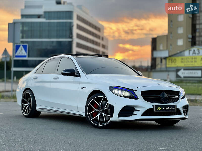 Седан Mercedes-Benz C-Class 2019 в Киеве