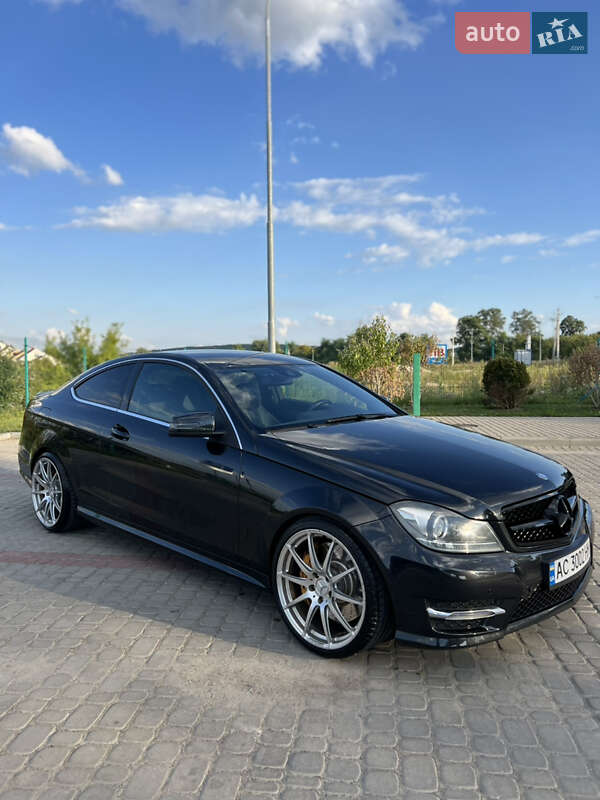 Mercedes-Benz C-Class 2012