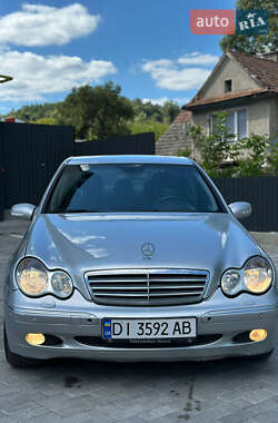 Седан Mercedes-Benz C-Class 2001 в 