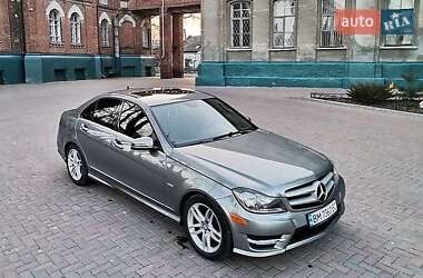 Седан Mercedes-Benz C-Class 2012 в Львові
