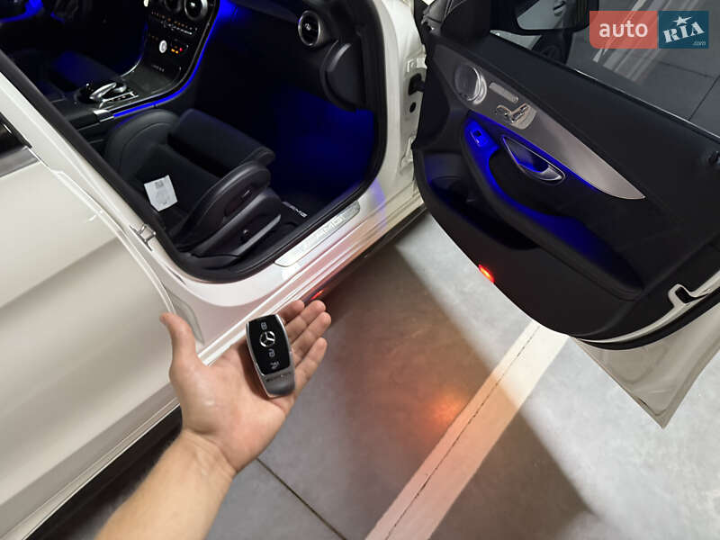 Седан Mercedes-Benz C-Class 2019 в Тернополе