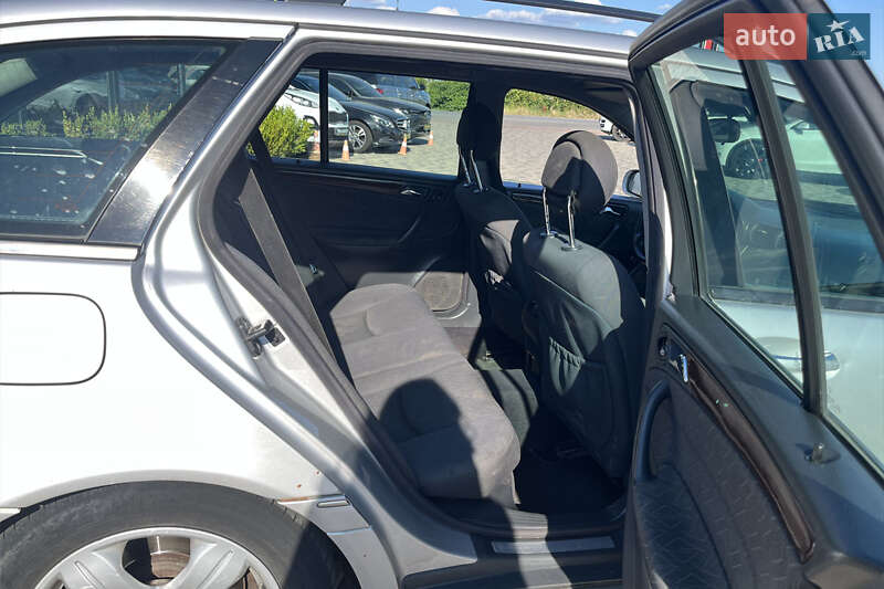 Универсал Mercedes-Benz C-Class 2003 в Мукачево