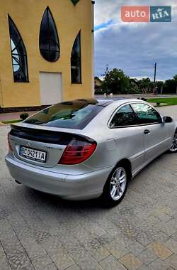 Купе Mercedes-Benz C-Class 2001 в 
