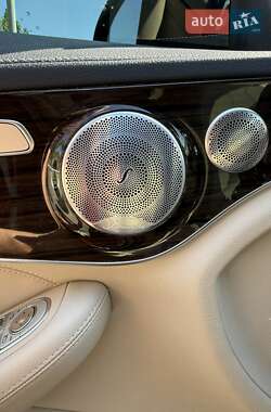 Купе Mercedes-Benz C-Class 2016 в 