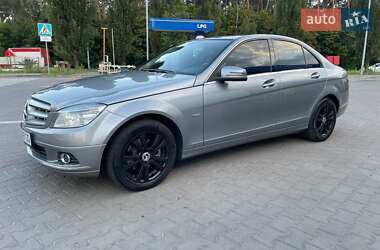 Седан Mercedes-Benz C-Class 2009 в 