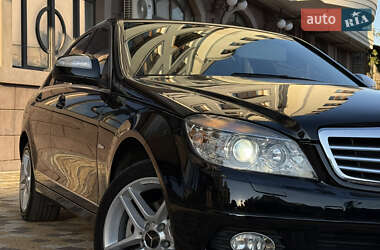 Седан Mercedes-Benz C-Class 2007 в 