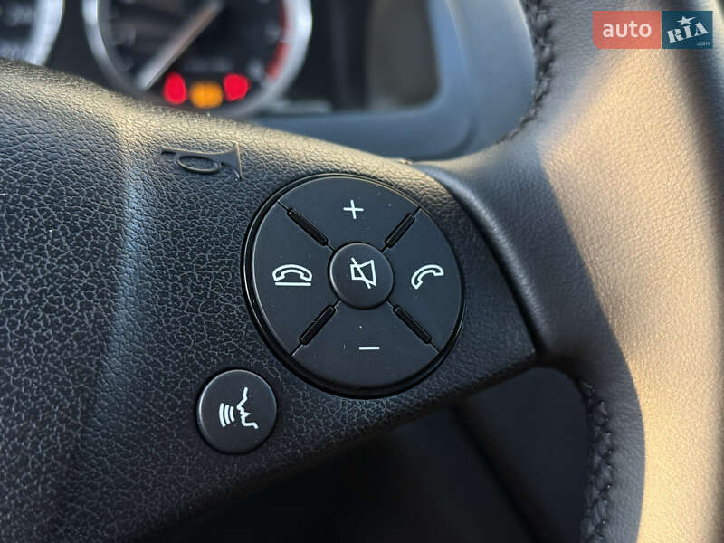 Седан Mercedes-Benz C-Class 2007 в Миколаєві