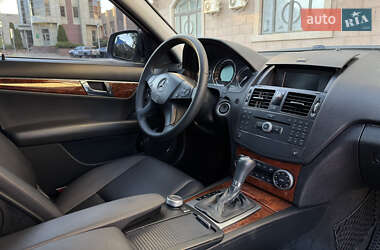 Седан Mercedes-Benz C-Class 2007 в 
