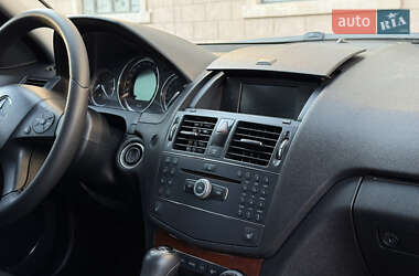 Седан Mercedes-Benz C-Class 2007 в 