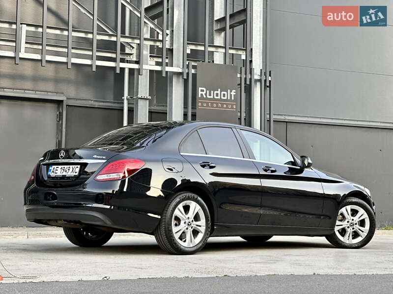 Седан Mercedes-Benz C-Class 2018 в Киеве фото 6 Седан Mercedes-Benz C-Class 2018 в Киеве