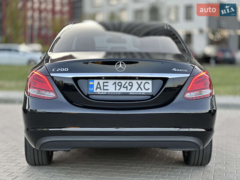 Седан Mercedes-Benz C-Class 2018 в Киеве фото 22 Седан Mercedes-Benz C-Class 2018 в Киеве