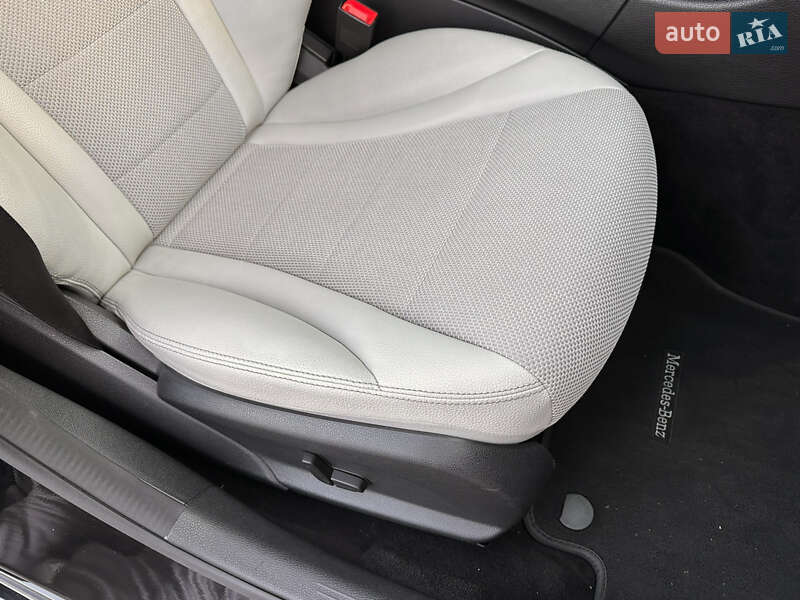 Седан Mercedes-Benz C-Class 2018 в Киеве фото 39 Седан Mercedes-Benz C-Class 2018 в Киеве