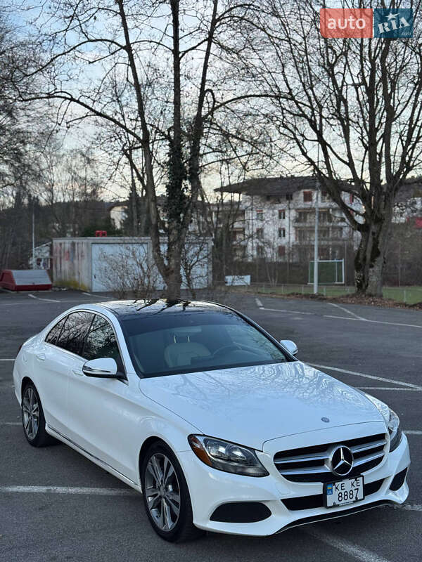 Седан Mercedes-Benz C-Class 2017 в Сумах