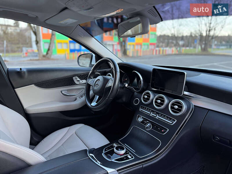 Седан Mercedes-Benz C-Class 2017 в Сумах