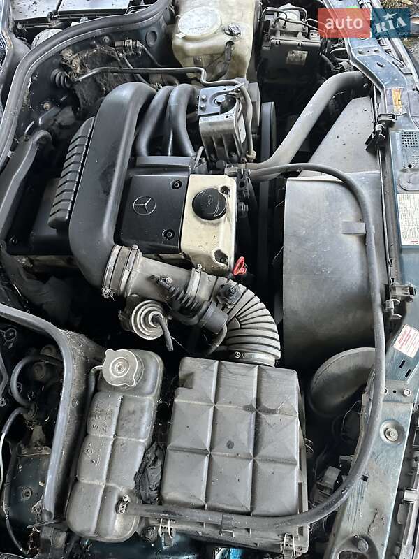 Седан Mercedes-Benz C-Class 1997 в Ровно