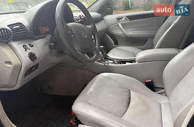 Седан Mercedes-Benz C-Class 2001 в 